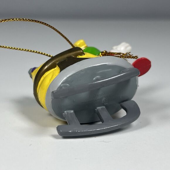 Warner brothers Marvin the Martian Ornament santa suit in sleigh ornament 2”inch - Picture 4 of 4